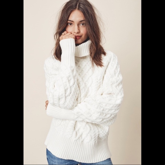 Love Stitch Sweaters - LOVESTITCH Blanca Sweater chunky cable knit dolman